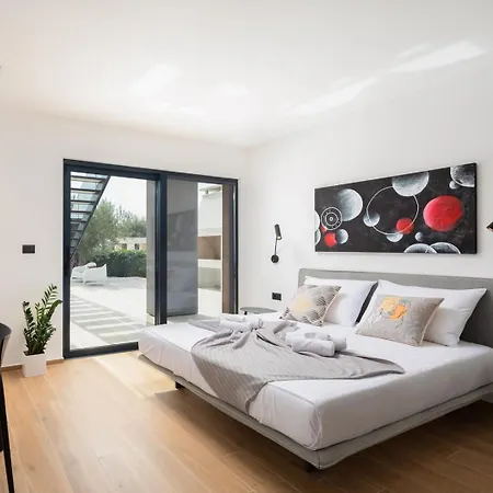 Villa Old Olive Iii By Vivi Rent *