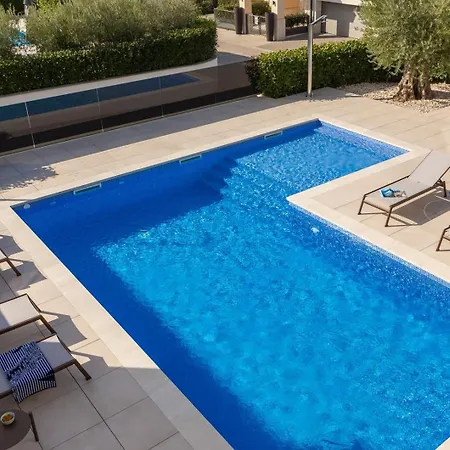 ヴィラ Old Olive Iii By Vivi Rent *