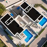 빌라 Old Olive Iii - Heated Pool - By Vivi Rent 보드냔