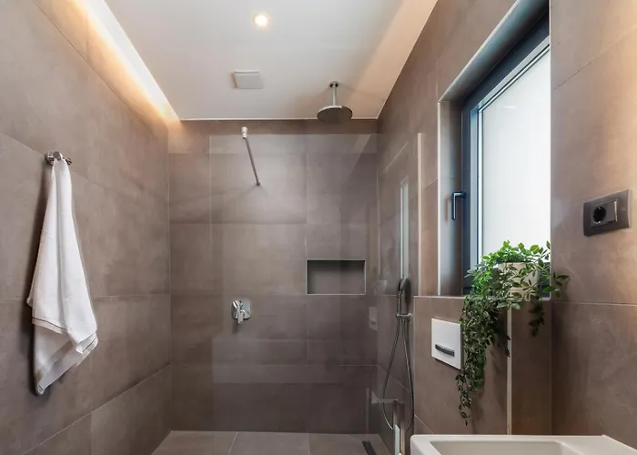 Old Olive Iii By Vivi Rent 빌라 *